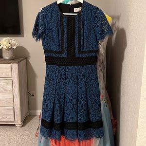 Eliza J Lace Dress - Navy/Black Size 6
